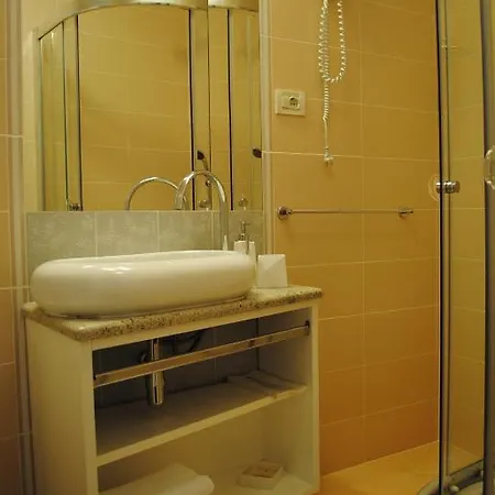 Piazzetta Pensión 4*