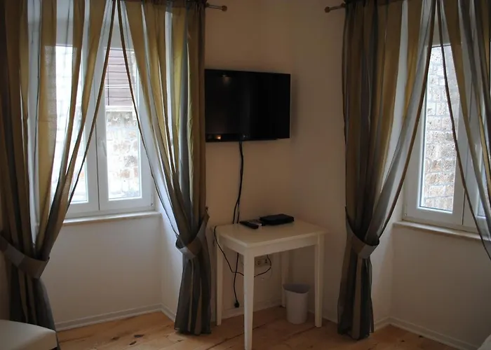 Piazzetta 4* 茨雷斯