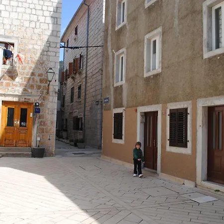 Piazzetta Cres
